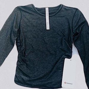 LULULEMON ACTIVEWEAR TOP